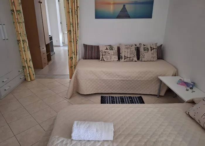 Degli Dei דירה פיצו