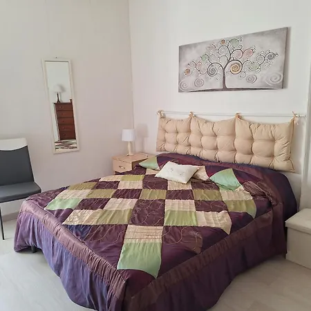 Degli Dei Apartment *